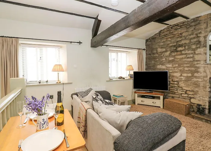 In & Out レイバーン